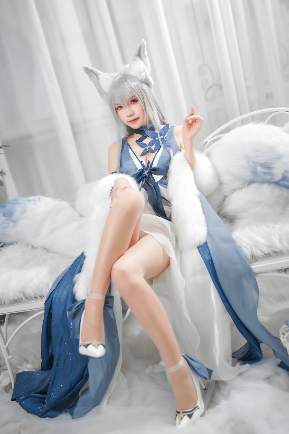 [Cosplay] Neko-薇薇 - 信浓礼服